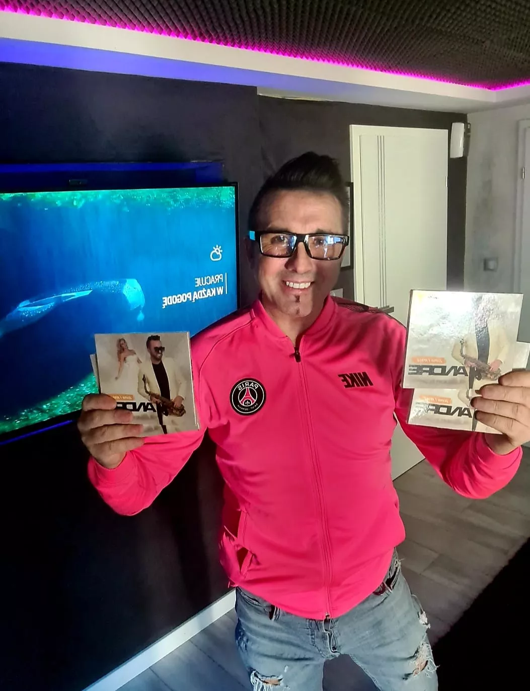 Uwielbiany gwiazdor disco polo trafił do szpitala. Artysta schudł 13 kg! 